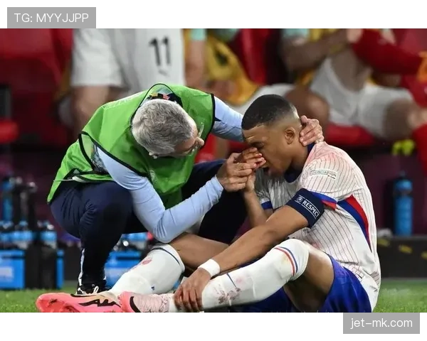 莱奥 vs 姆巴佩：天赋型攻击手的差距在哪里