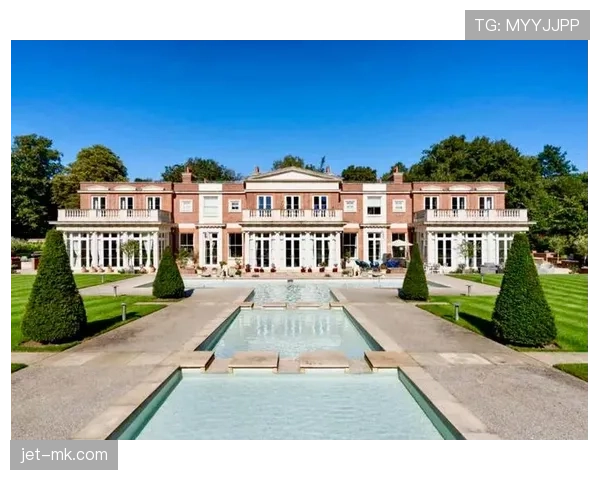 莫德里奇场下豪宅装修堪比宫殿，朋友圈都晒不出这么奢侈的日常